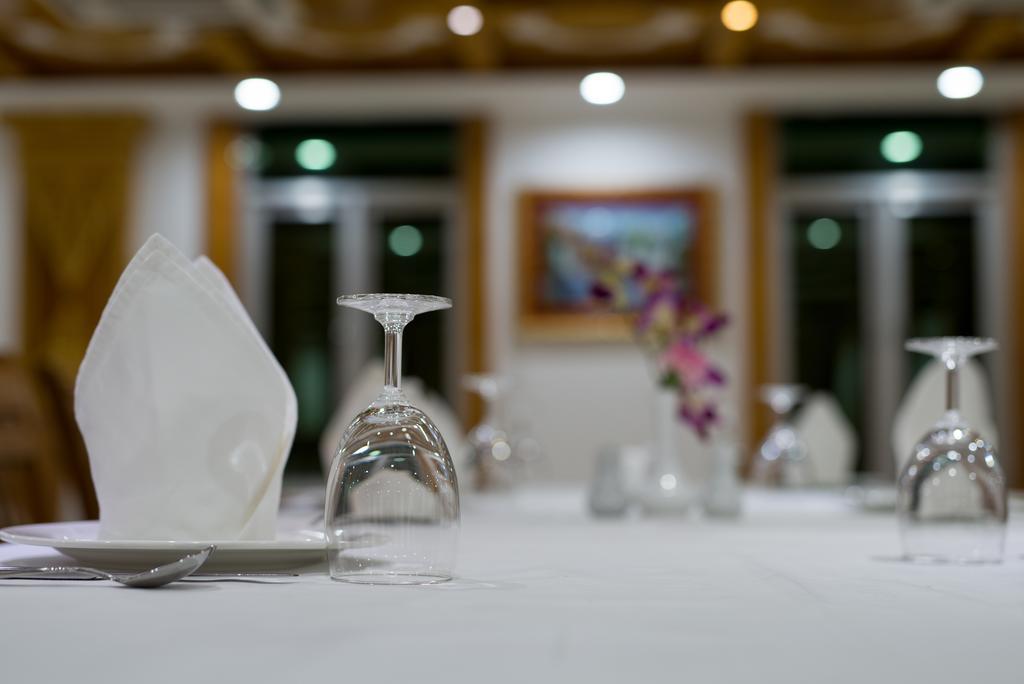 Su Tine San Royal Palace Hotel Bagan Dış mekan fotoğraf