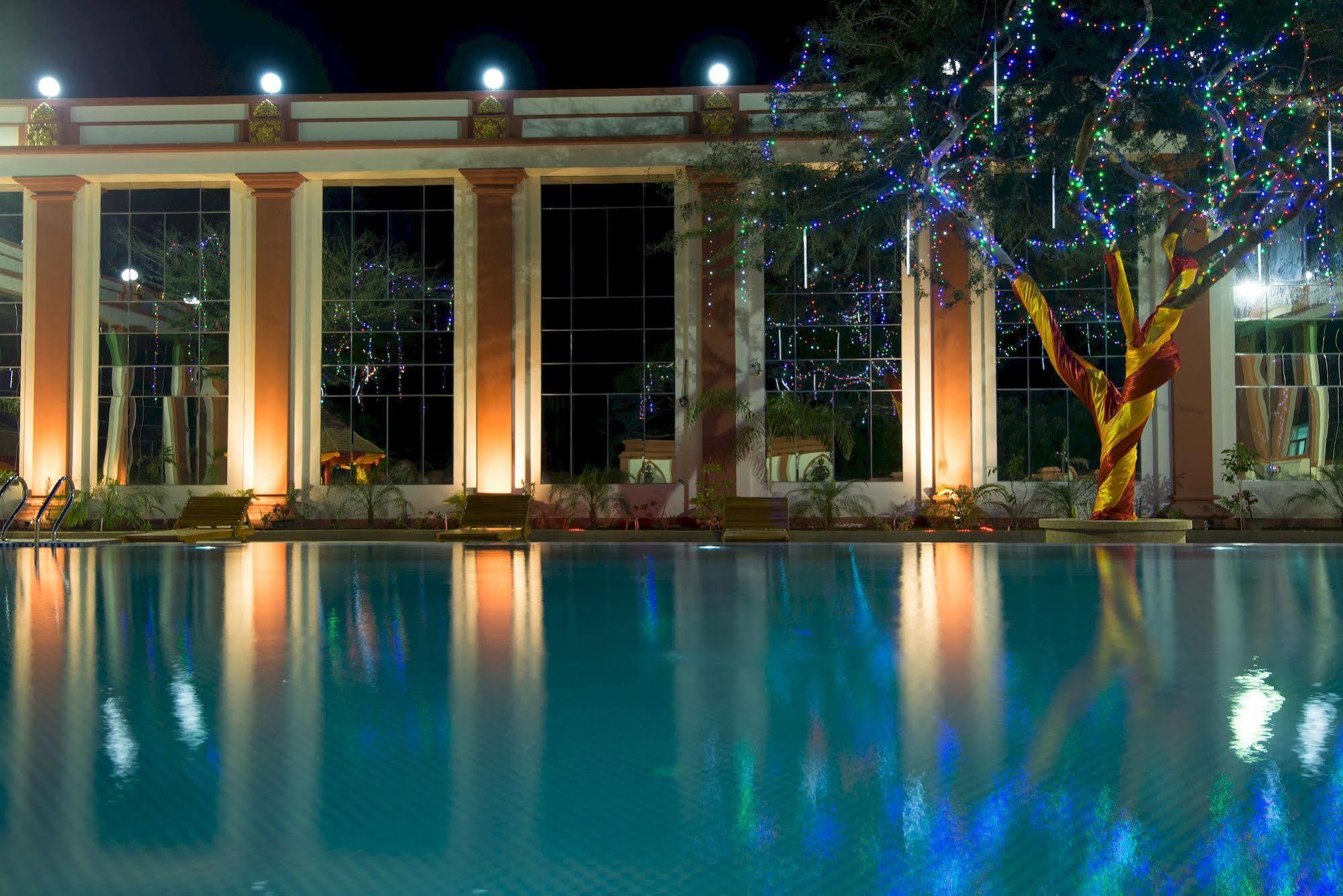 Su Tine San Royal Palace Hotel Bagan Dış mekan fotoğraf