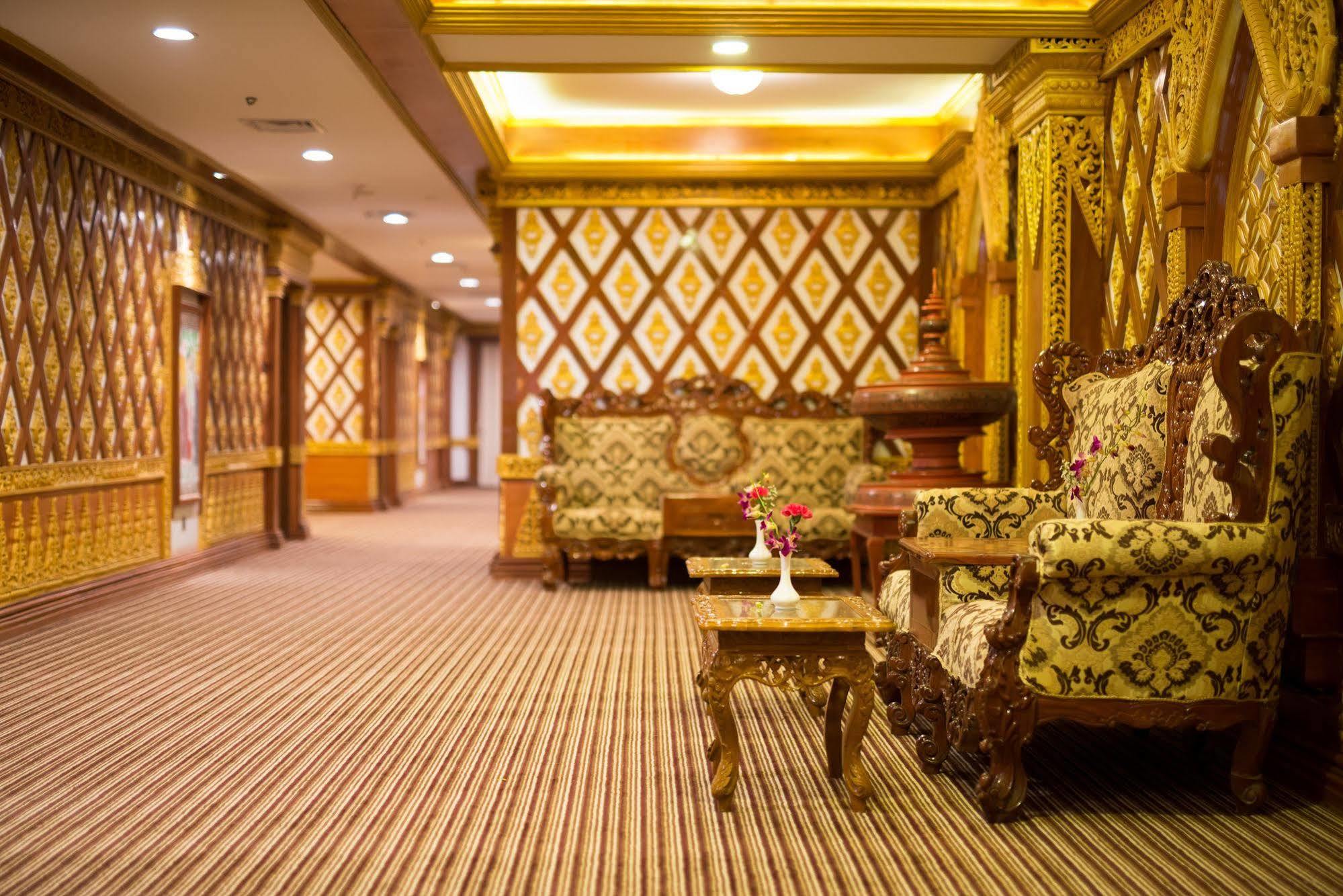 Su Tine San Royal Palace Hotel Bagan Dış mekan fotoğraf
